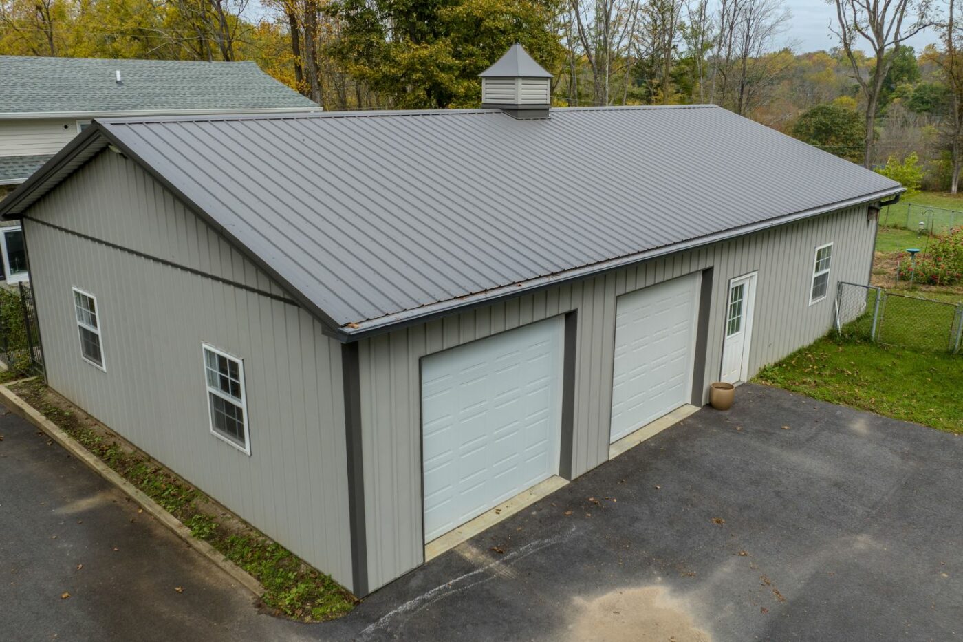 48x80-Pole-Barns-for-Mechanics-in-PA-NJ-and-MD