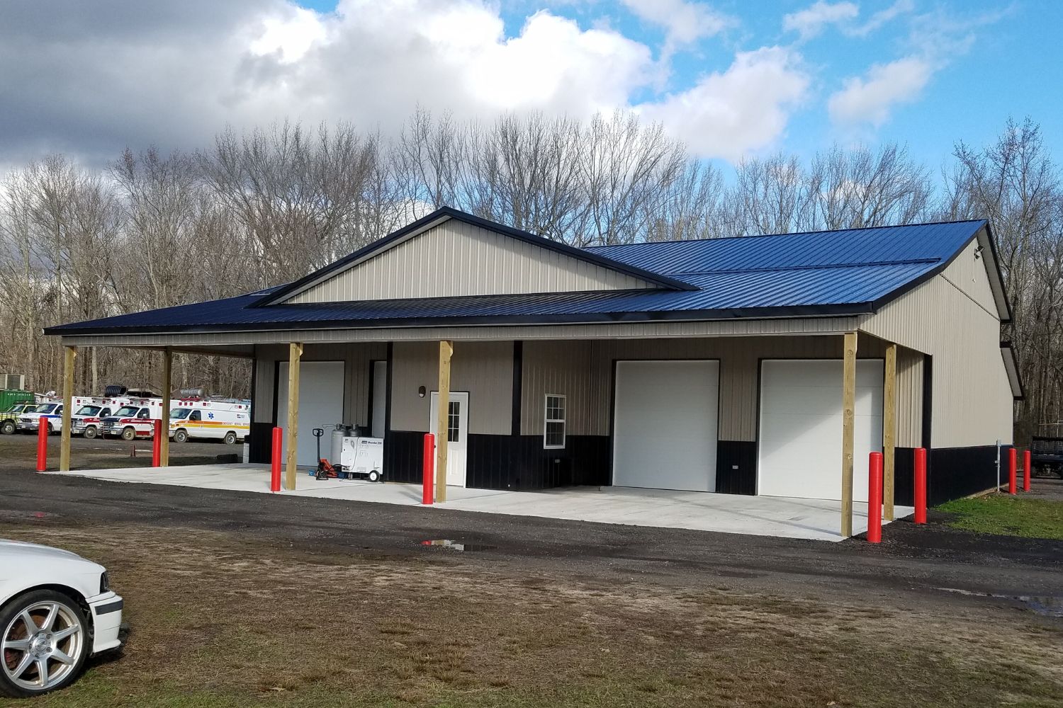 Blue and gray Commercial Pole Barn