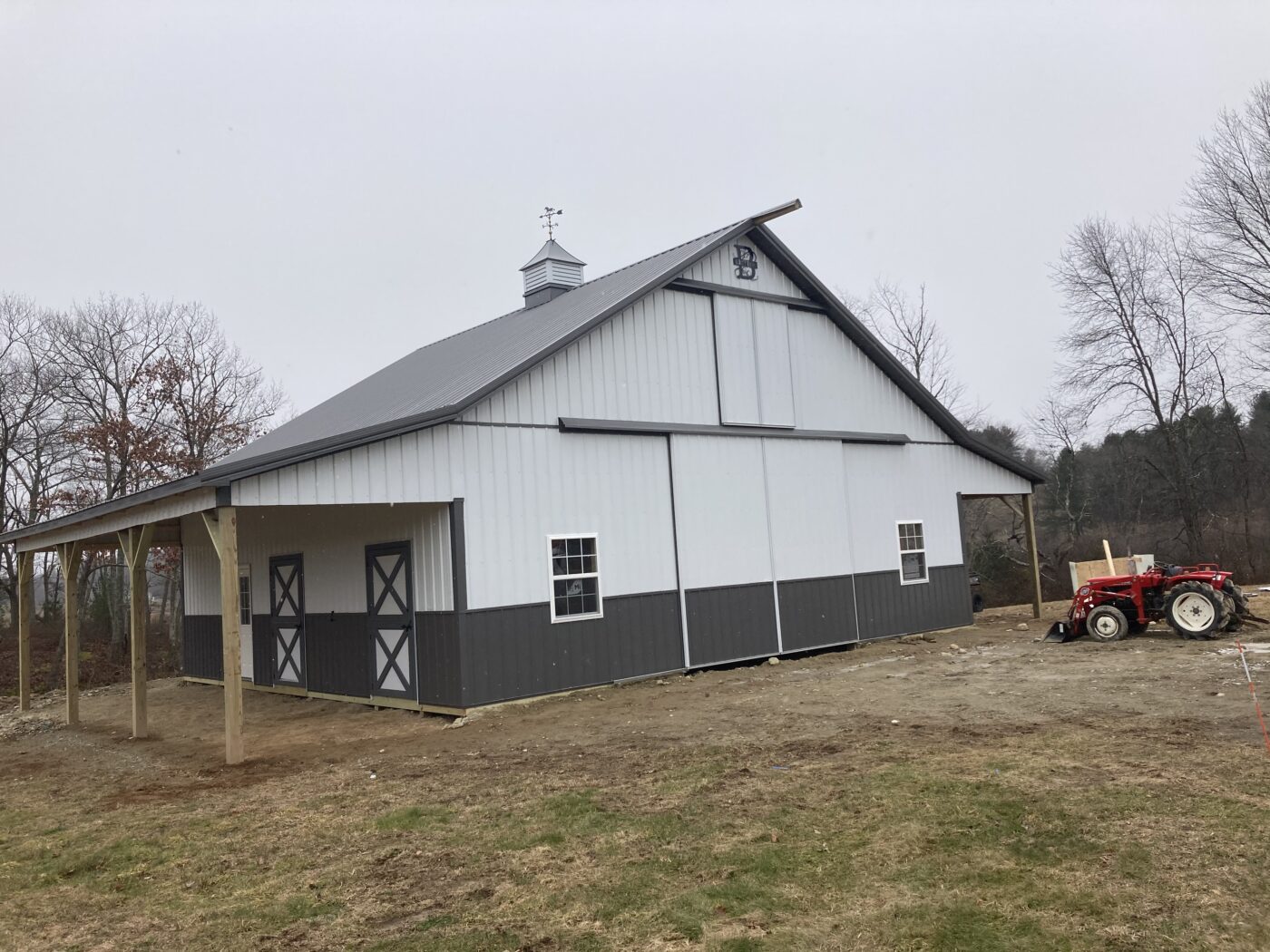 Medium Pole Barn for Livestock