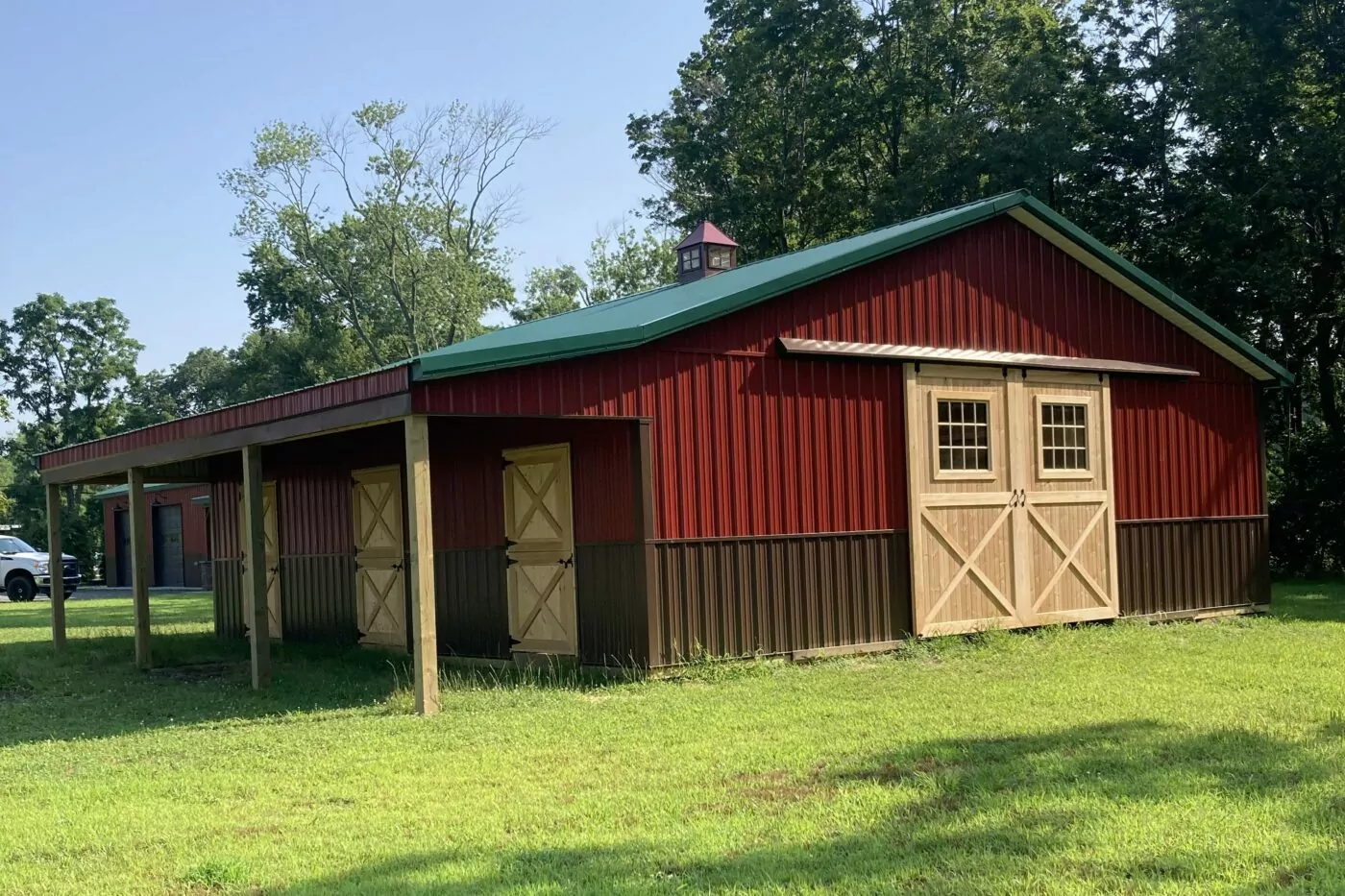 metal pole barn for horses